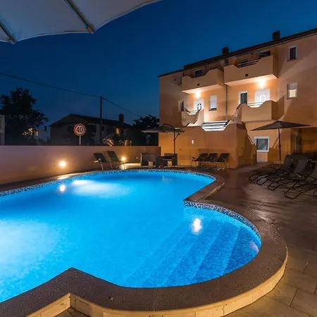 Car Appartamento Pola